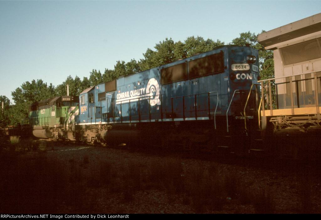 CSX 8674